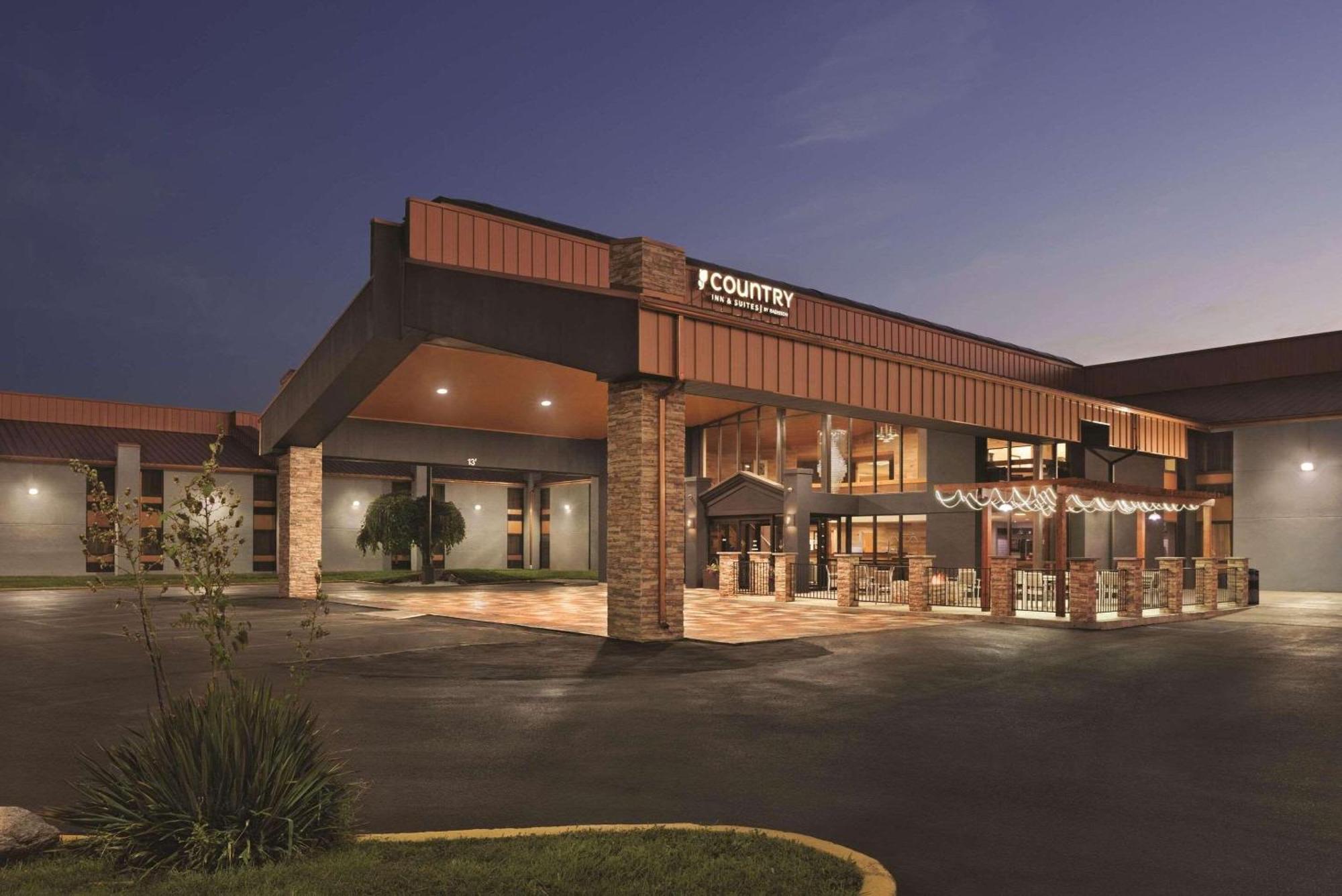 Country Inn & Suites By Radisson, Indianapolis East, In Экстерьер фото